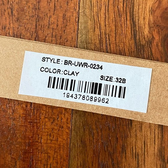 NEW Skims Fits Everybody Unlined Underwire Bra in Clay - 32B - Picture 14 of 15